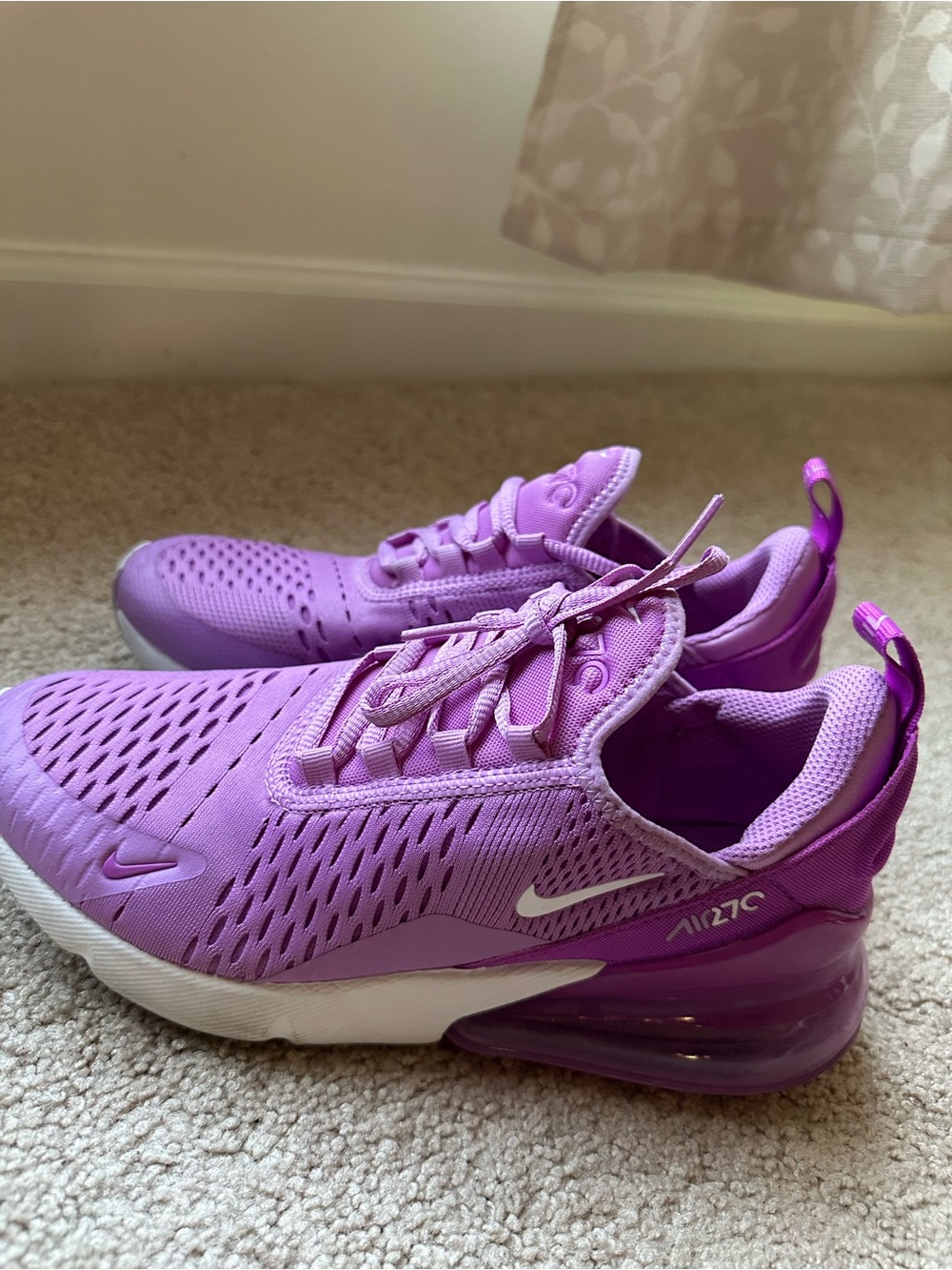 Nike Women's Air Max 270 — Lavender/Purple with White Swoosh - Picture 5 of 10